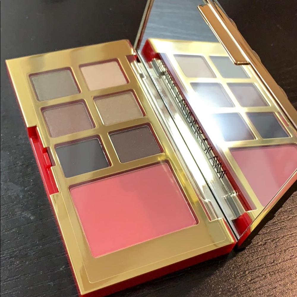 Estée Lauder eyeshadow pallet in Glam
